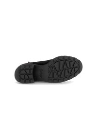 Semelle de chaussure noire avec une surface en caoutchouc texturée, présentant un motif de semelle géométrique et un logo en relief. Le design est simple et fonctionnel.