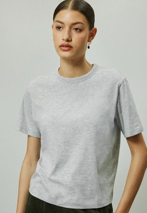 Next, REGULAR FIT - CREW NECK T-SHIRT - T-Shirt basic - grey marl