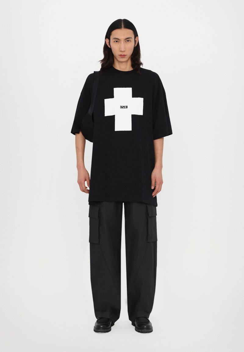 032c POINT OVERSIZED UNISEX - T-shirt imprimé - washed black