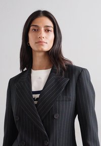 sandro COURBEVOIE - Bleizers - black
