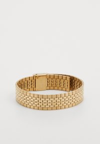 Goldfarbene Metallarmbanduhr mit gewobenen Design, rechteckigen Gliedern und einem Klappverschluss. Glatte Oberfläche mit reflektierendem Finish.