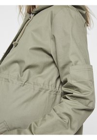 MAMALICIOUS Parka - green