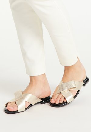 Pantolette flach - gold