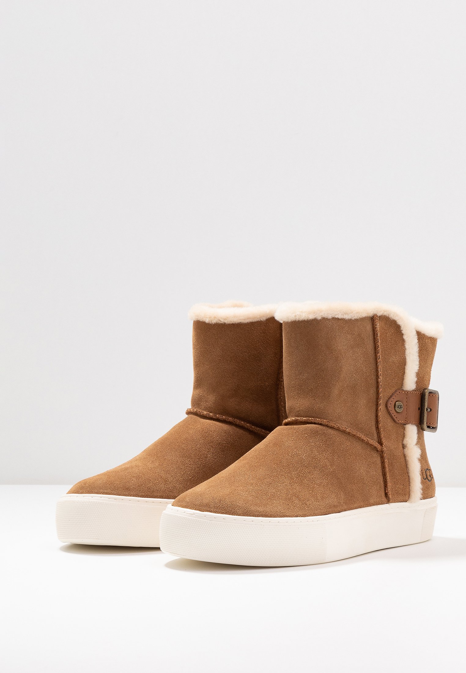 UGG AIKA Botines chestnut Zalando.es UGG AIKA Botines chestnut Zalando.es