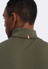 Ombre OM-LSCL-0112 - Longsleeve - dark olive