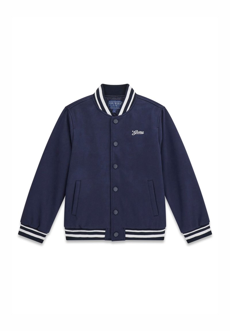 Giacca varsity blu navy in tessuto morbido, con collo e polsini a costine bianchi a righe, chiusura frontale con bottoni e due tasche laterali.