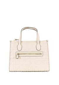 Bolso de mano de cuero acolchado beige con dos asas cortas, cierre de cremallera y bolsillo frontal con cremallera. Ribetes negros a lo largo de los bordes.