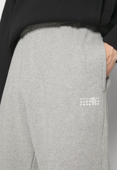 Pantalon Femme Maison Margiela - 100% Soie Grise - Taille US 6 / IT 42 - Neuf Sans Étiquettes - Décontracté
