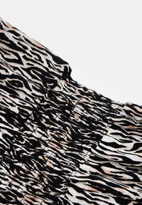 Shoeby FALLON JILLMITCH - Denní šaty - Off-white