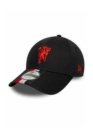 Schwarze verstellbare Baseballkappe mit rotem Teufelslogo auf der Vorderseite, rotem und weißem Streifen am Schirm und rotem, seitlich gesticktem Logo.