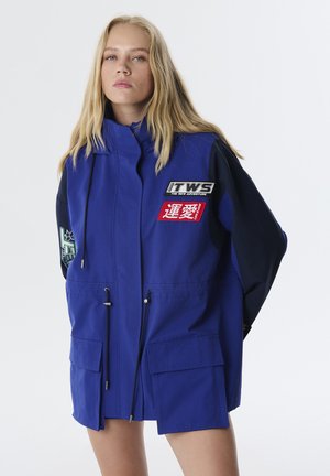 PATCHED COLORBLOCK - Halflange jas - sax