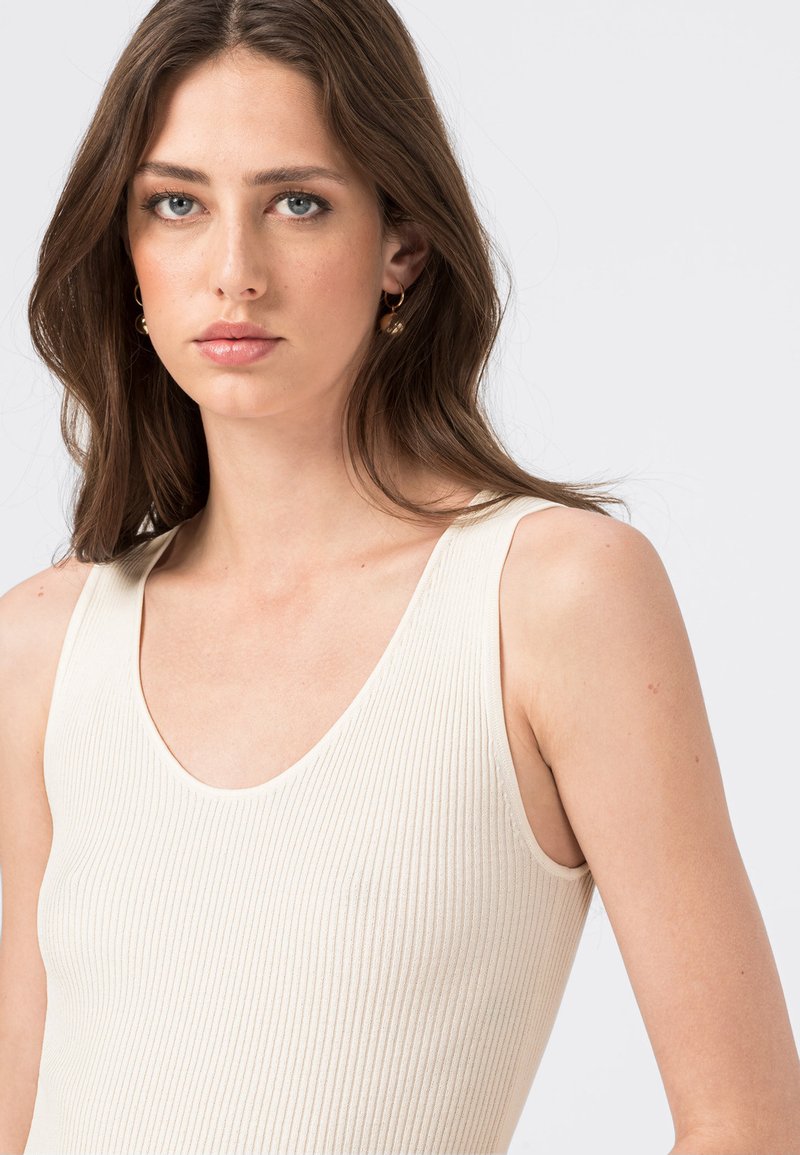 Damen T-Shirts | HALLHUBER Top creme/weiß - KU34686 Damen T-Shirts | HALLHUBER Top creme/weiß - KU34686