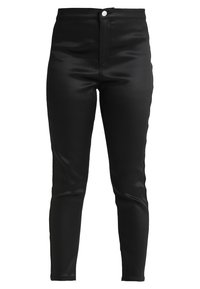 Svarta högmidjade skinnybyxor tillverkade av slät, stretchig tyg. Har ett knäppningsstängning i midjan och en smal passform genom benen.