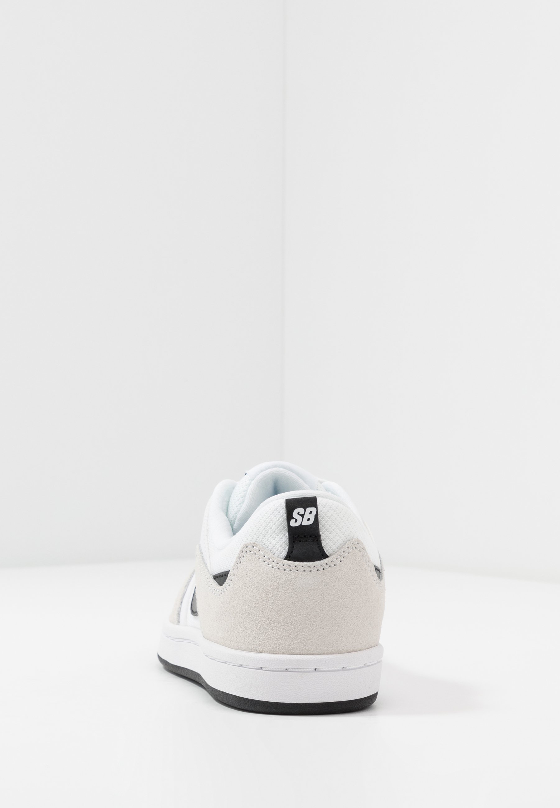 Nike SB ALLEYOOP UNISEX - Sneaker low - white/black/weiß - Zalando.de