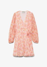 Ej vald, barely pink