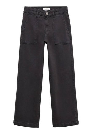 Pantalones negros de pierna ancha hechos de denim, con cintura alta, dos bolsillos frontales y cierre de botón. Textura suave con un acabado limpio.