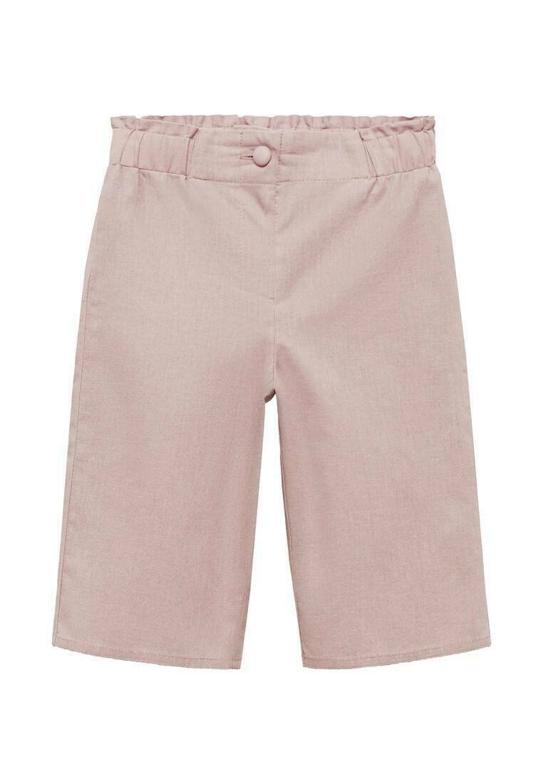 Světle růžové šortky s hladkým povrchem, vybavené elastickým pasem a jedním knoflíkem vpředu. Rovný střih do půli stehna.