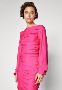 Gestuz RIFA DRESS - Φόρεμα από ζέρσεϊ - pink peacock
