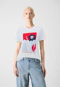Pieces PCMOLLY O NECK TEE - Potiskana majica - bright white