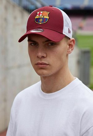 New Era, 9FORTY  TRUCKER   LEAGUE FC BARCELONA - Cap - rubin