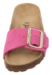 Sandalo slide in suede rosa con una fascia larga e una fibbia dorata, dotato di una suola in tessuto marrone e di una morbida fodera interna. Taglia 37 indicata.
