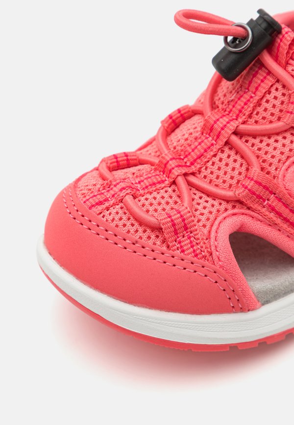 THRILL SANDAL – Trekkingsandale – coral