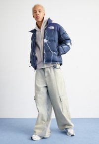 The North Face 1996 RETRO NUPTSE JACKET - Jakna ispunjena paperjem - summit navy