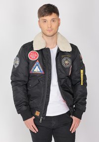 TOP GUN MIT KUNSTFELLKRAGEN - Vinterjacka - black