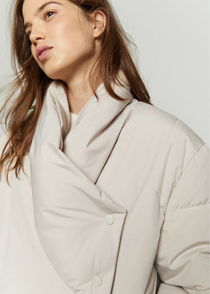 Damen Leichte Jacken | Hoss Intropia WITH WRAPAROUND COLLAR Winterjacke beige - XC63601 Damen Leichte Jacken | Hoss Intropia WITH WRAPAROUND COLLAR Winterjacke beige - XC63601