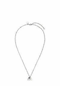 Zilveren gedraaide ketting met een schelp-bedel en een kleine parelaccent, met een kreeftsluiting en een verstelbare lengte.