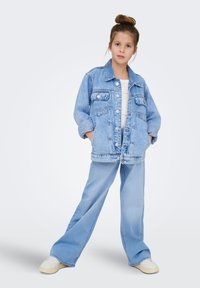 ONLY GIRLS Sirgete säärtega teksad - light blue denim