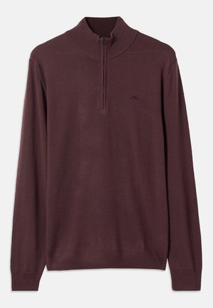 Pull en tricot marron à manches longues avec un col zippé mi-hauteur et des bords-côtes aux poignets et à l'ourlet, présenté sur un fond blanc.