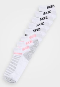 Unselected, white mix