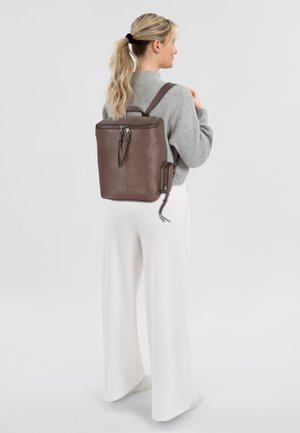 Liebeskind Berlin, HERA CITY - Tagesrucksack - light truffel
