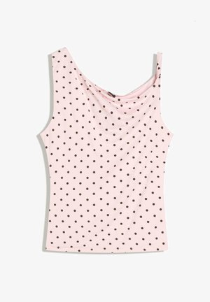 Roze mouwloos topje met bruine polkadots, met een asymmetrische halslijn en een bandje op de rechter schouder.