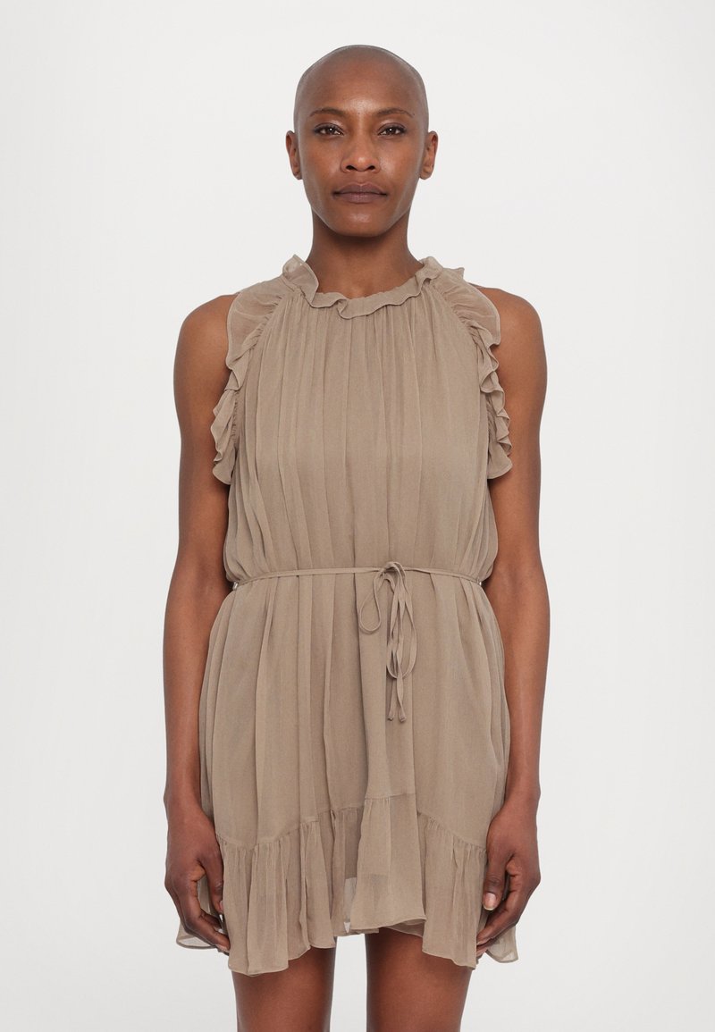 DESIGNERS REMIX - IOLA HALTER DRESS - Cocktailkleid/festliches Kleid - sand, Vergrößern