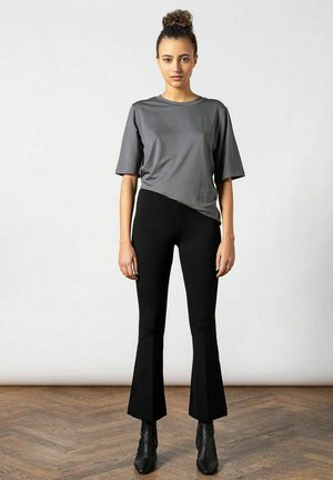 RESIDUS LANA FLARE  - Stoffhose - black