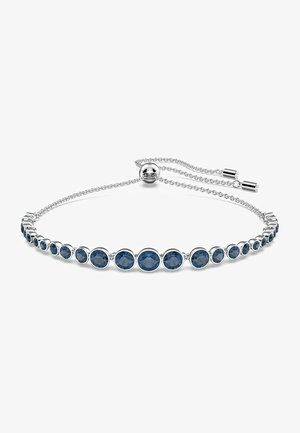 Bracciale regolabile in argento con pietre blu rotonde alternate in una montatura a incasso, dotato di una catena delicata che termina con punte metalliche.