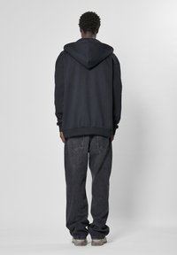 9N1M SENSE ESSENTIAL  - Sweatjakke - black