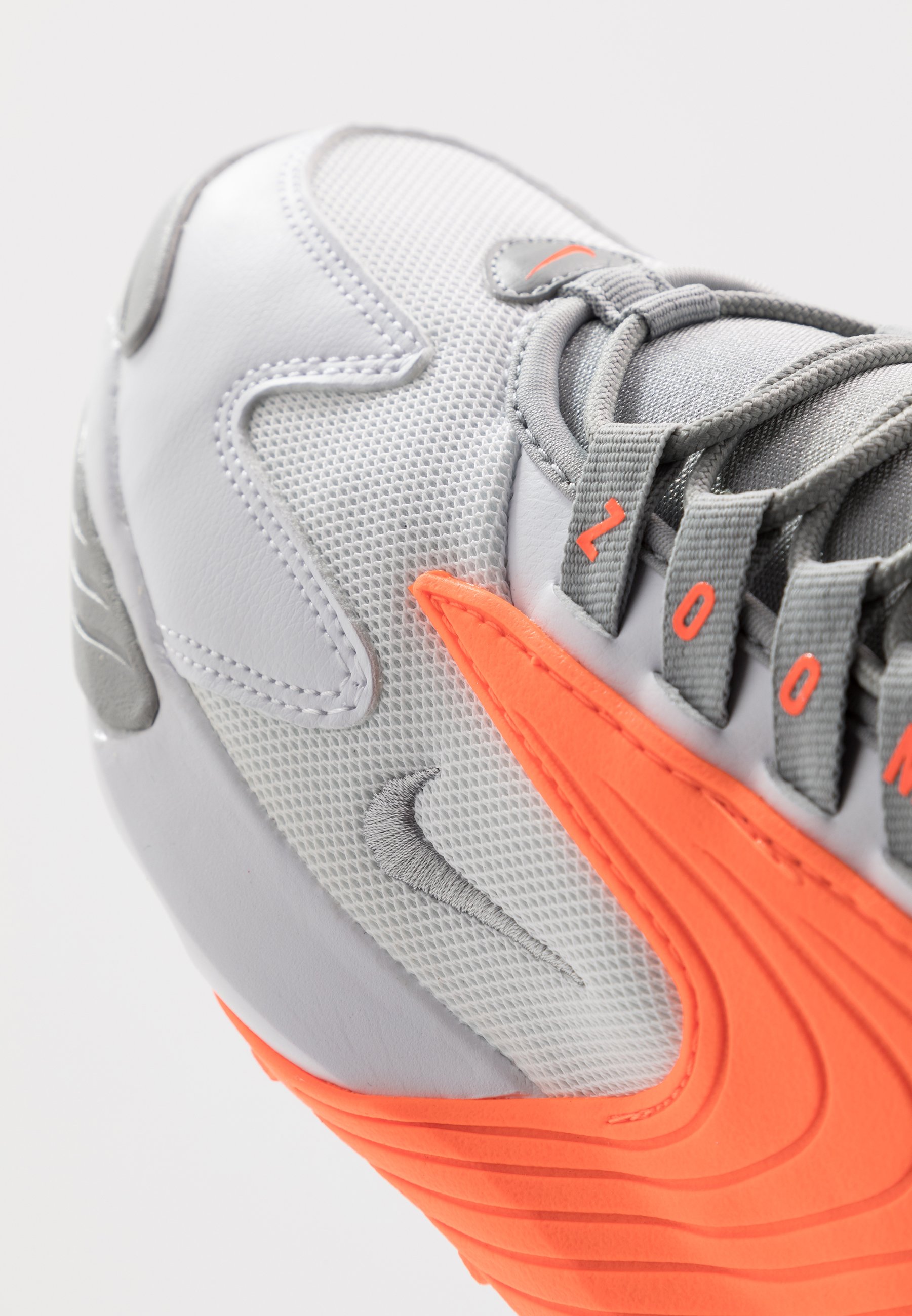 Nike Sportswear ZOOM - Baskets basses - white/grey/orange/blanc - ZALANDO.FR
