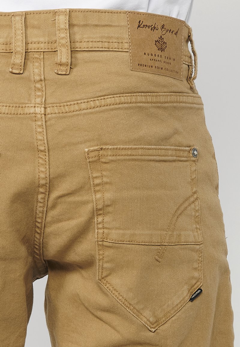 Koroshi REGULAR STRETCH BERMUDA COLORS - Jeansshort - tostado toasted ...