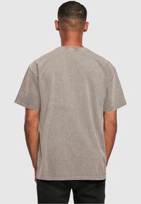ABSOLUTE CULT DISNEY BAMBI MEADOW ACID WASHED - Camiseta estampada - asphalt