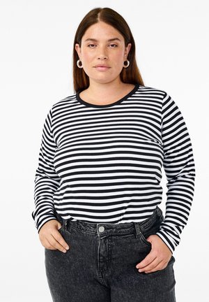 - Bluzka z długim rękawem