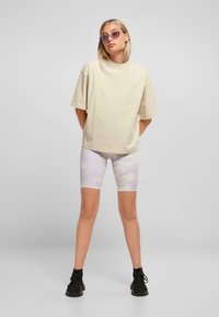 Urban Classics HEAVY  - Navadna majica - softseagrass