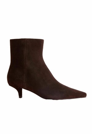 Klasiski puszābaki - brown suede