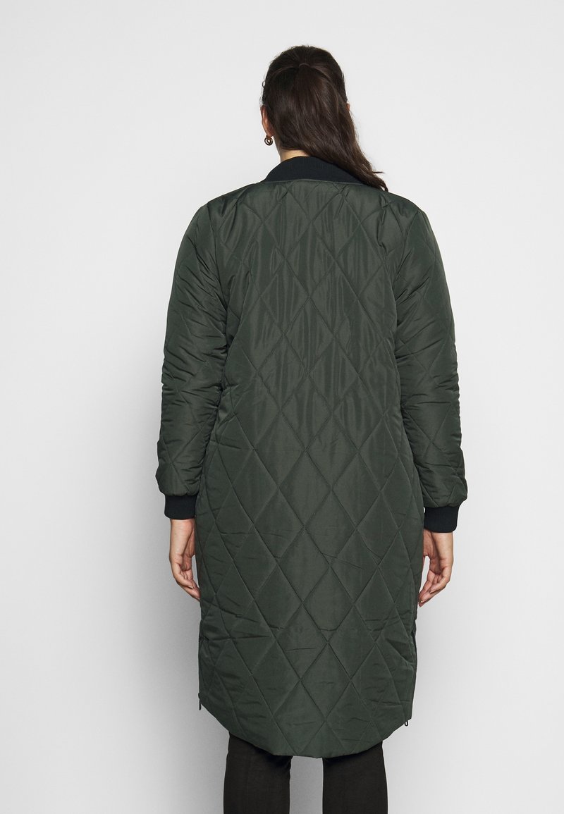 ONLY Carmakoma Cappotto classico - dark green