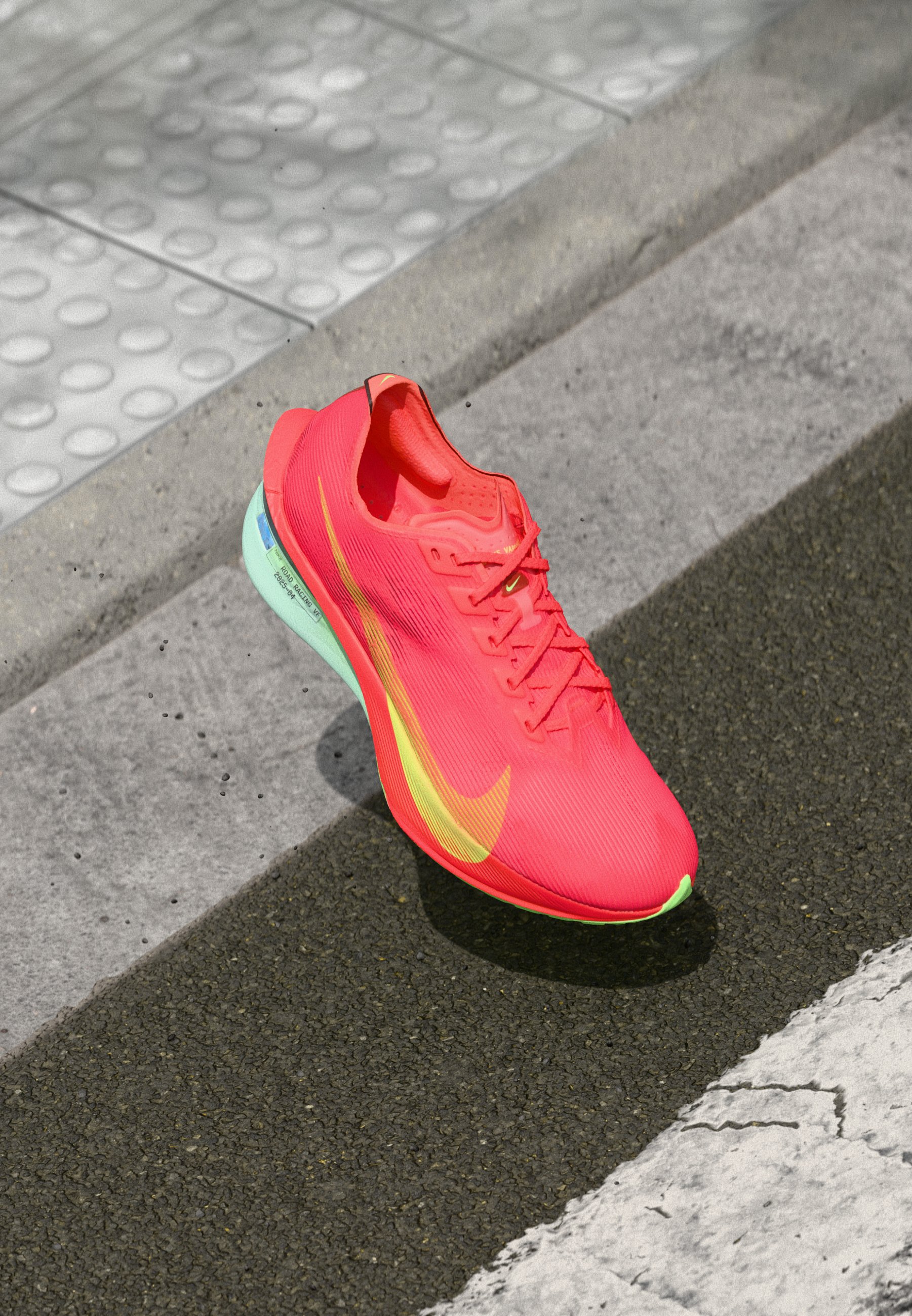 NIKE VAPORFLY 4% FLYKNIT　26.5 Nike Performance ZOOMX VAPORFLY NEXT% 4 - Obuwie do biegania