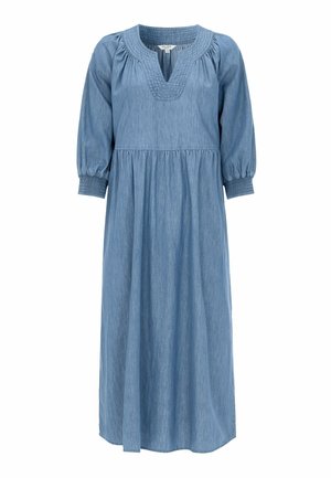 Blaues midi-langes Jeanskleid mit aufgepufften Dreiviertelärmeln, gerafften Bündchen, tailliertem Bund und rundem Ausschnitt mit V-förmigem Schlitz.