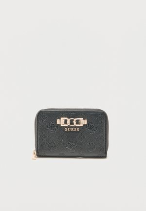 Portafoglio nero con texture, loghi Guess in rilievo, hardware con logo "DG" in tono oro e chiusura a zip su uno sfondo semplice.