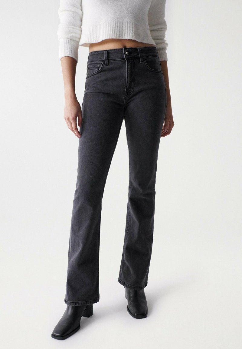 Salsa Jeans Bootcut black/schwarz Zalando.at